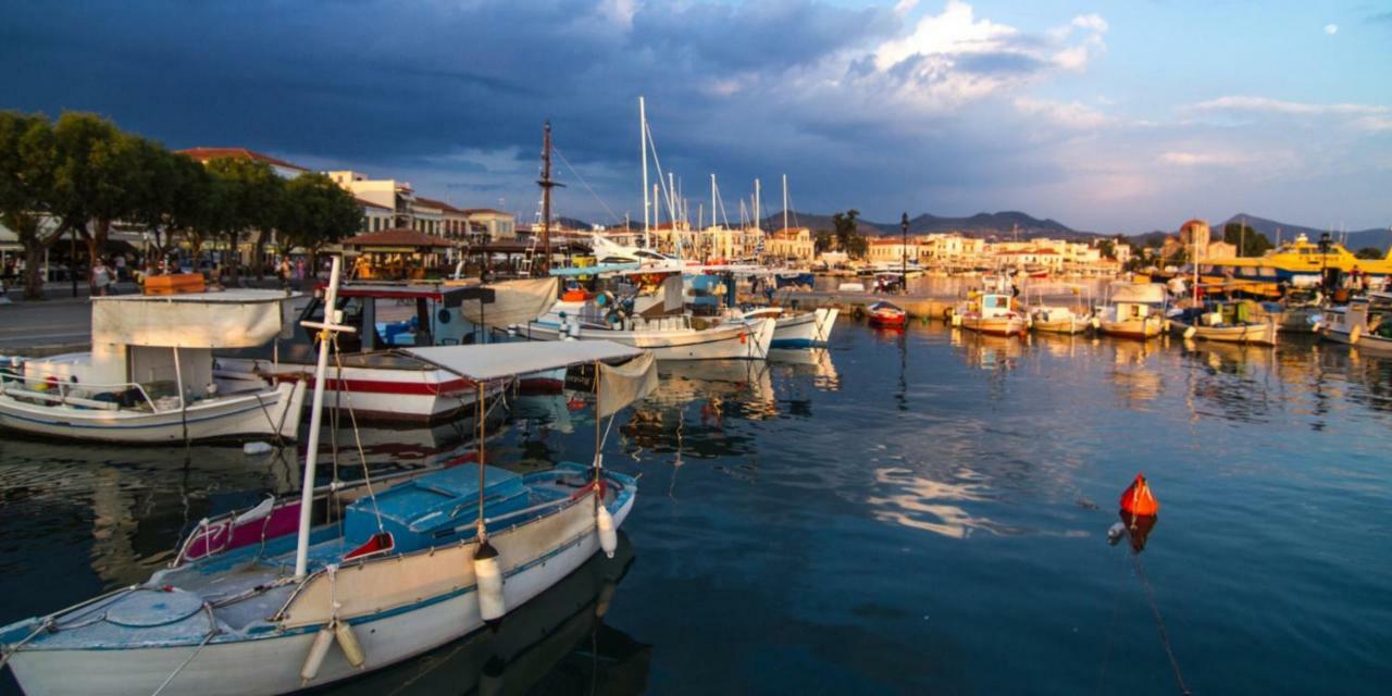 The Roof - Flat Sea View In Aegina Town Apartment Ngoại thất bức ảnh